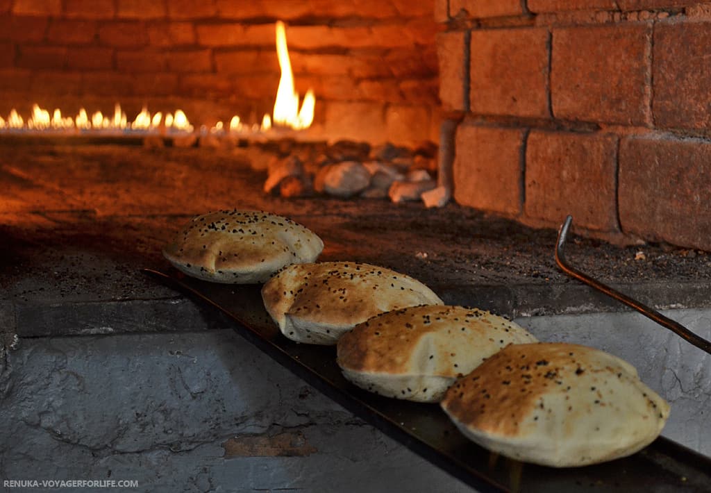 Khubz at Haret Jdoudna, Madaba