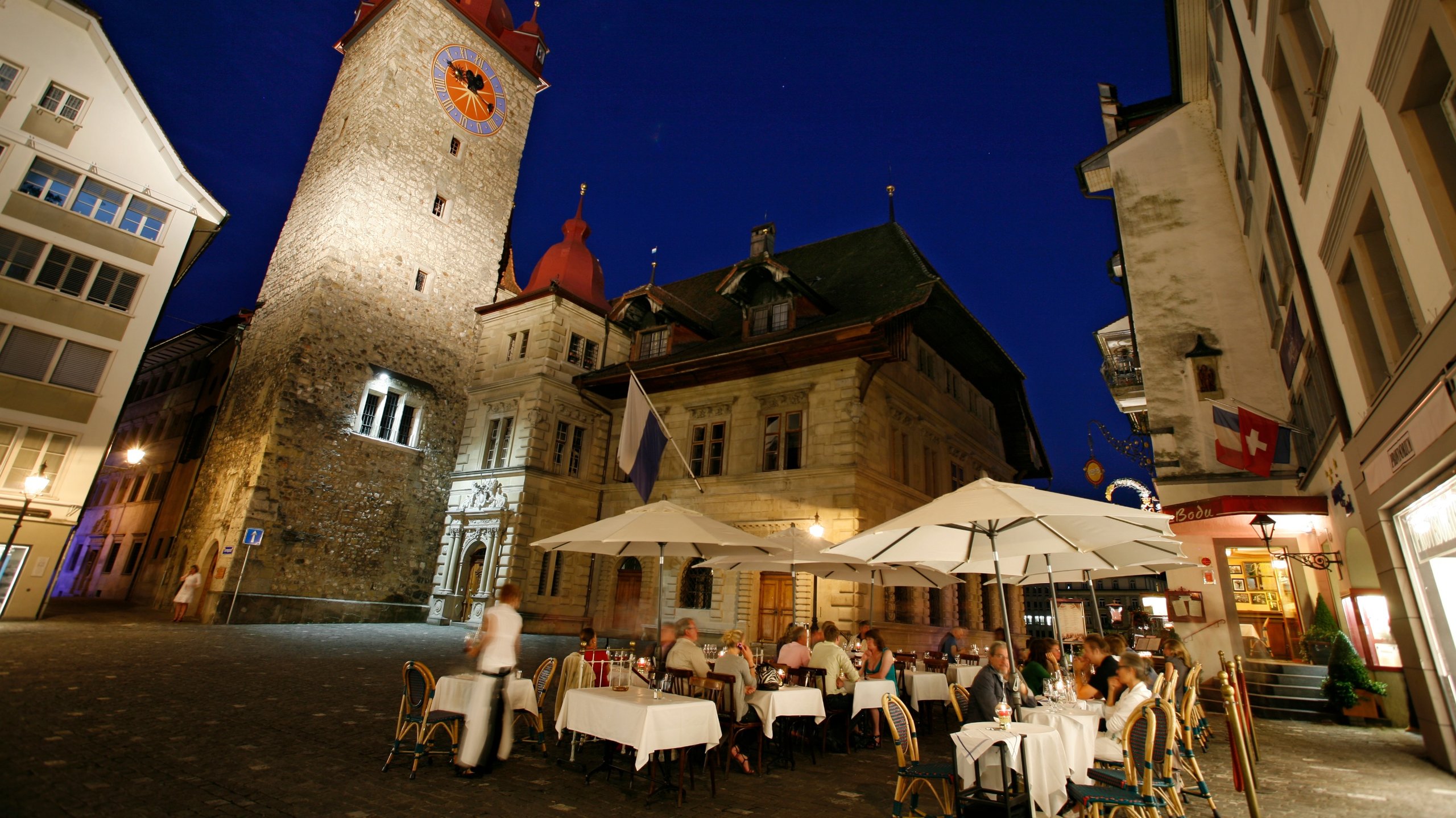 Diners at a restaurant in Lucerne