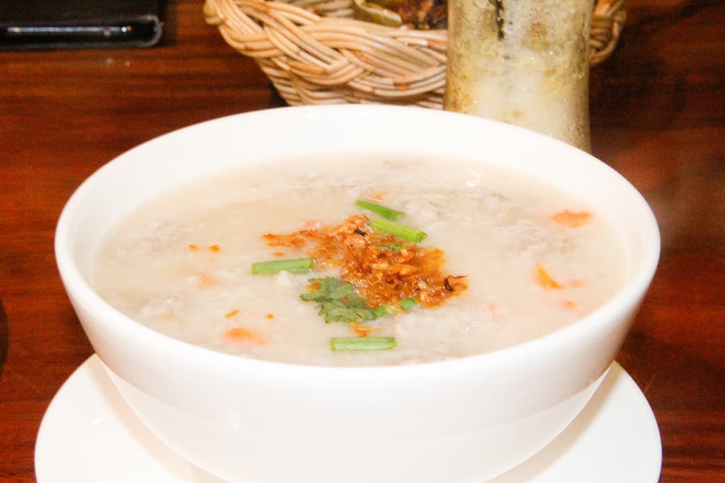 Rice porridge with pork balls at Rafflesia Cafe