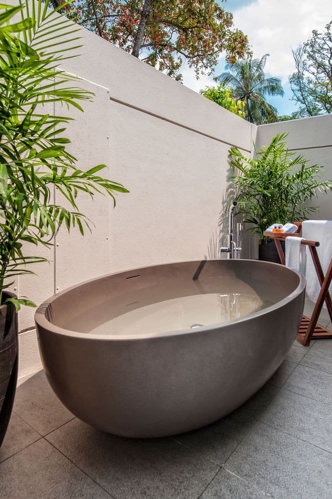 Plunge pool at Amara Sanctuary Resort Sentosa in Singapore