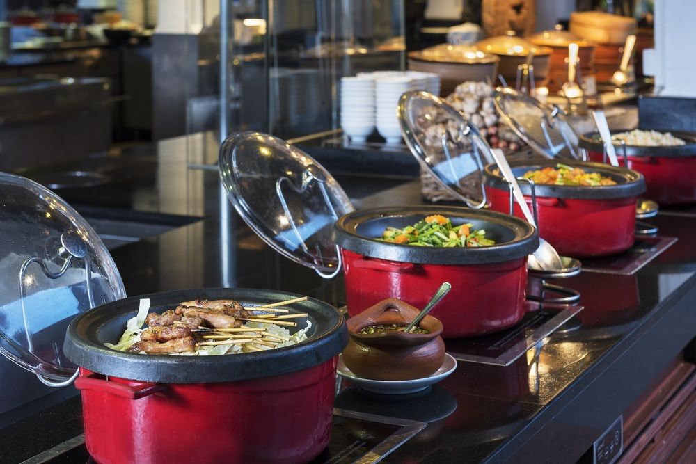 Hot food buffet at Anantara Riverside Resort in Bangkok