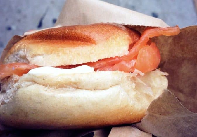 Smoked salmon bagel from Beigel Bake, London