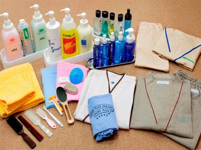 capsule-hotel-amenities