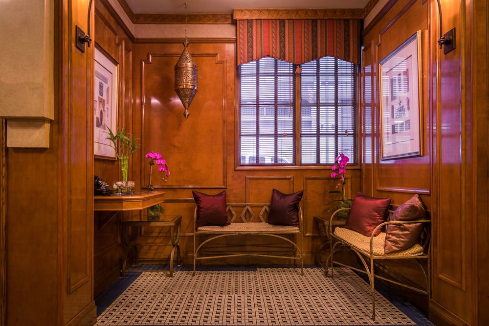 casablanca-hotel-nyc-guestroom