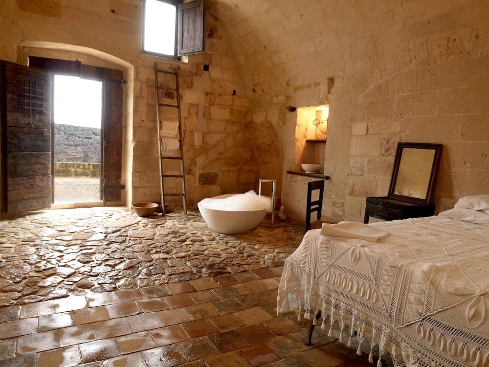 cave-hotel-matera