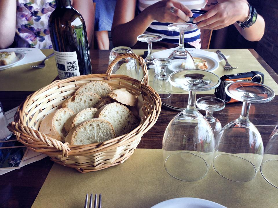 Food and wine at Chianti vineyards