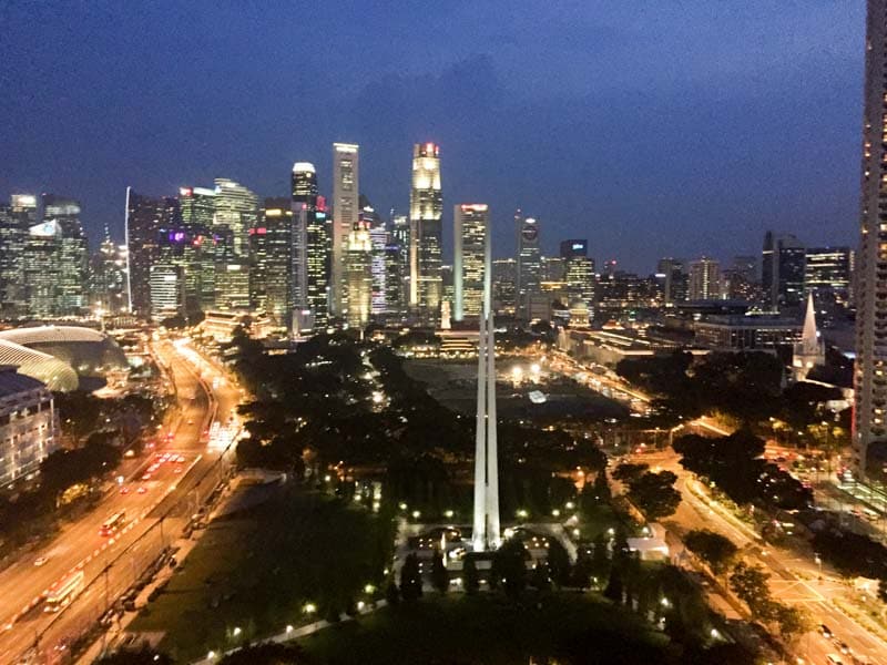 f1-singapore-hotel-south-beach-skygarden