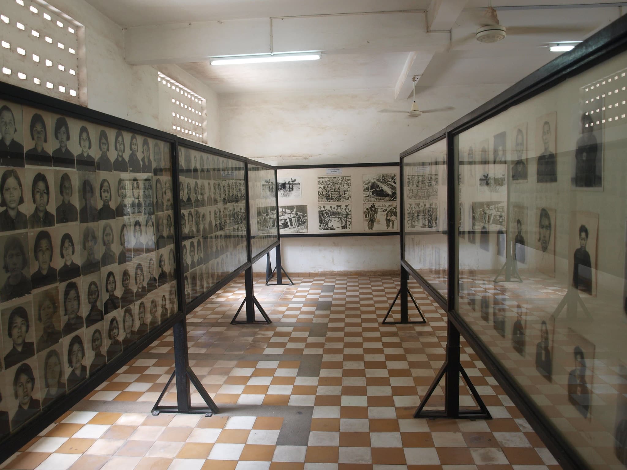 genocide-museum-phnom-penh