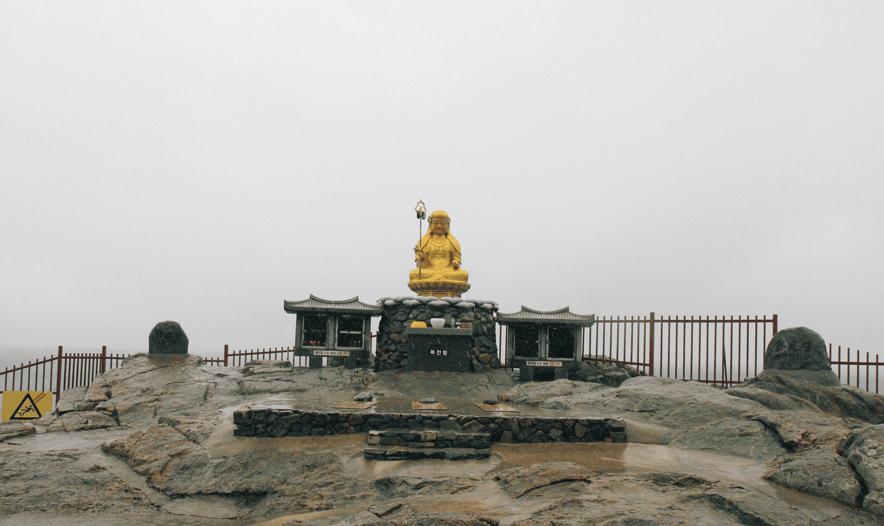 Buddha statue at Haedong Yonggungsa Temple