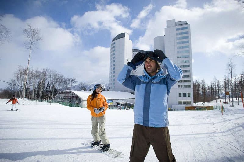 hilton-niseko-hotel-ski