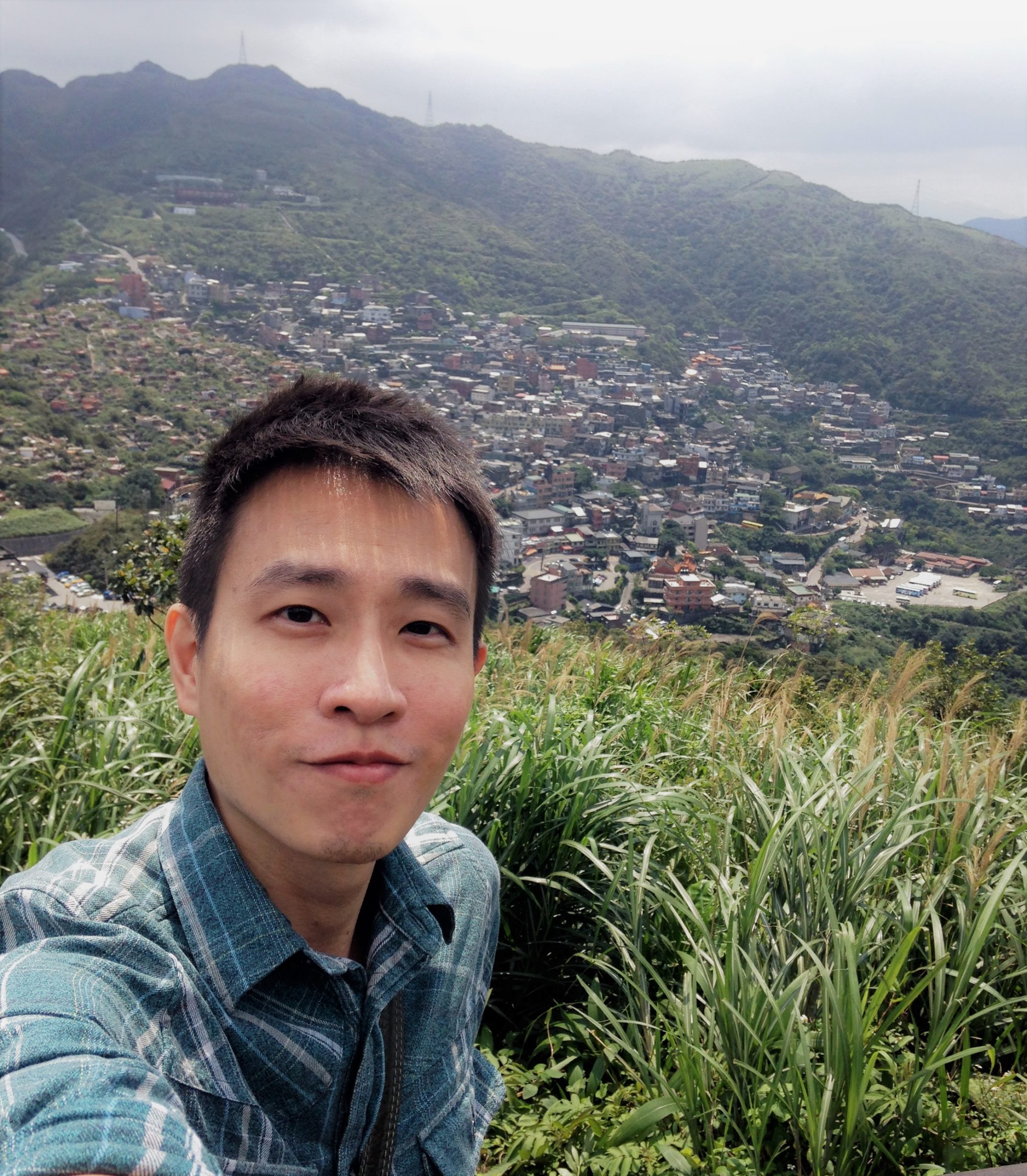 jiufen-keelung-hike-selfie