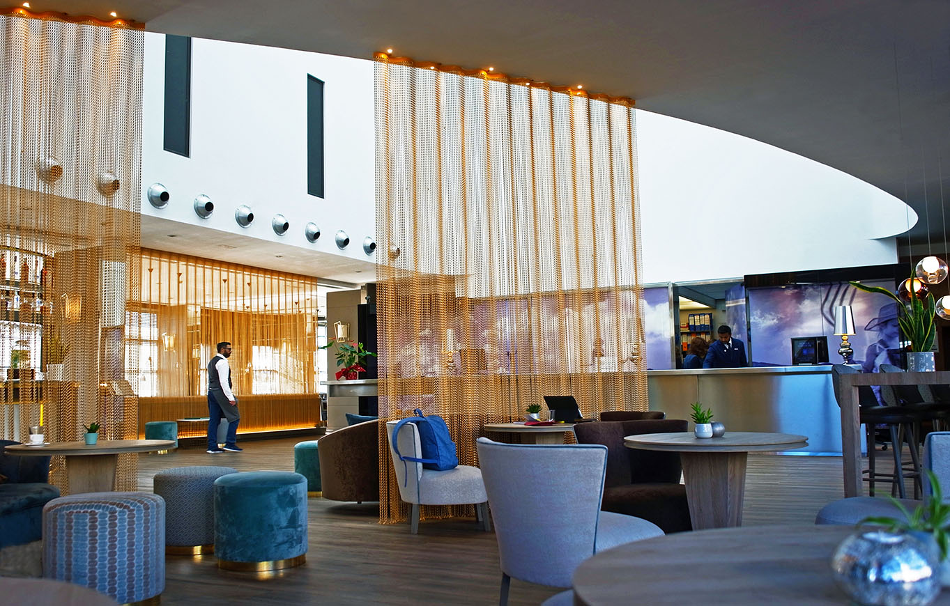 lobby-AC-Hotel-by-Marriott-Firenze