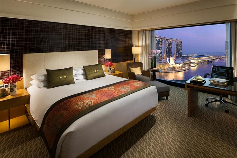 mandarin-oriental-guest-room