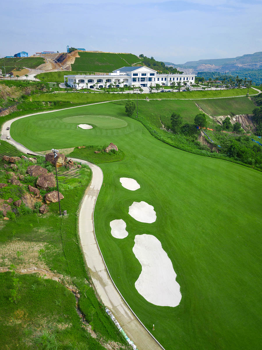 play-golf-FLC-halong-bay