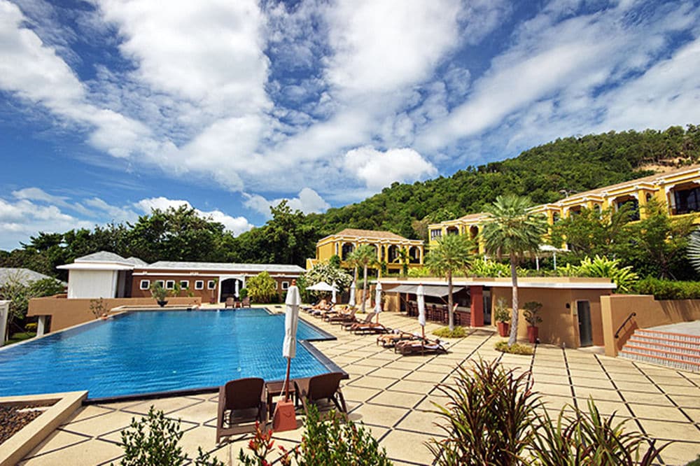 Pool at Absolute Sanctuary