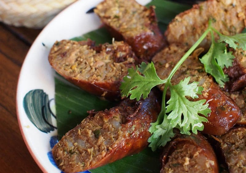 sai-ua-thai-herbal-sausage