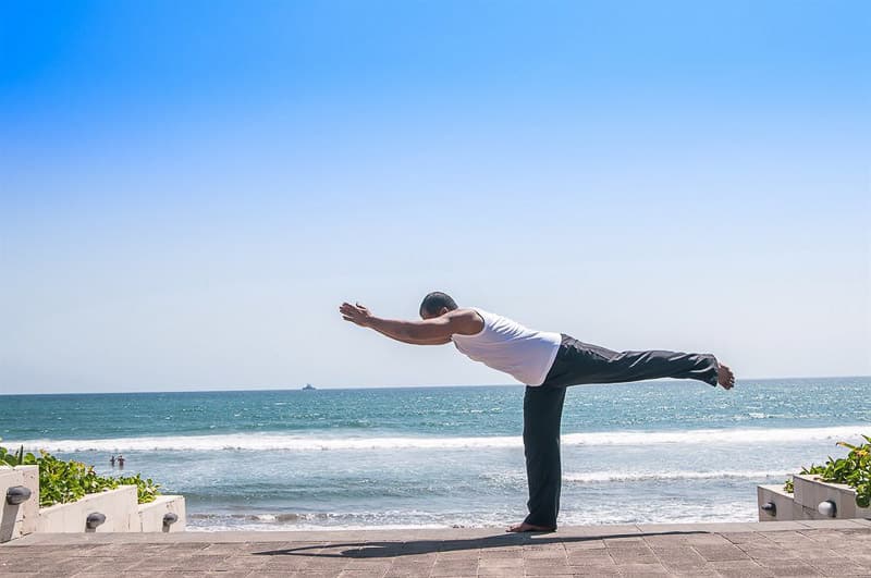 seminyak-beach-resort-yoga