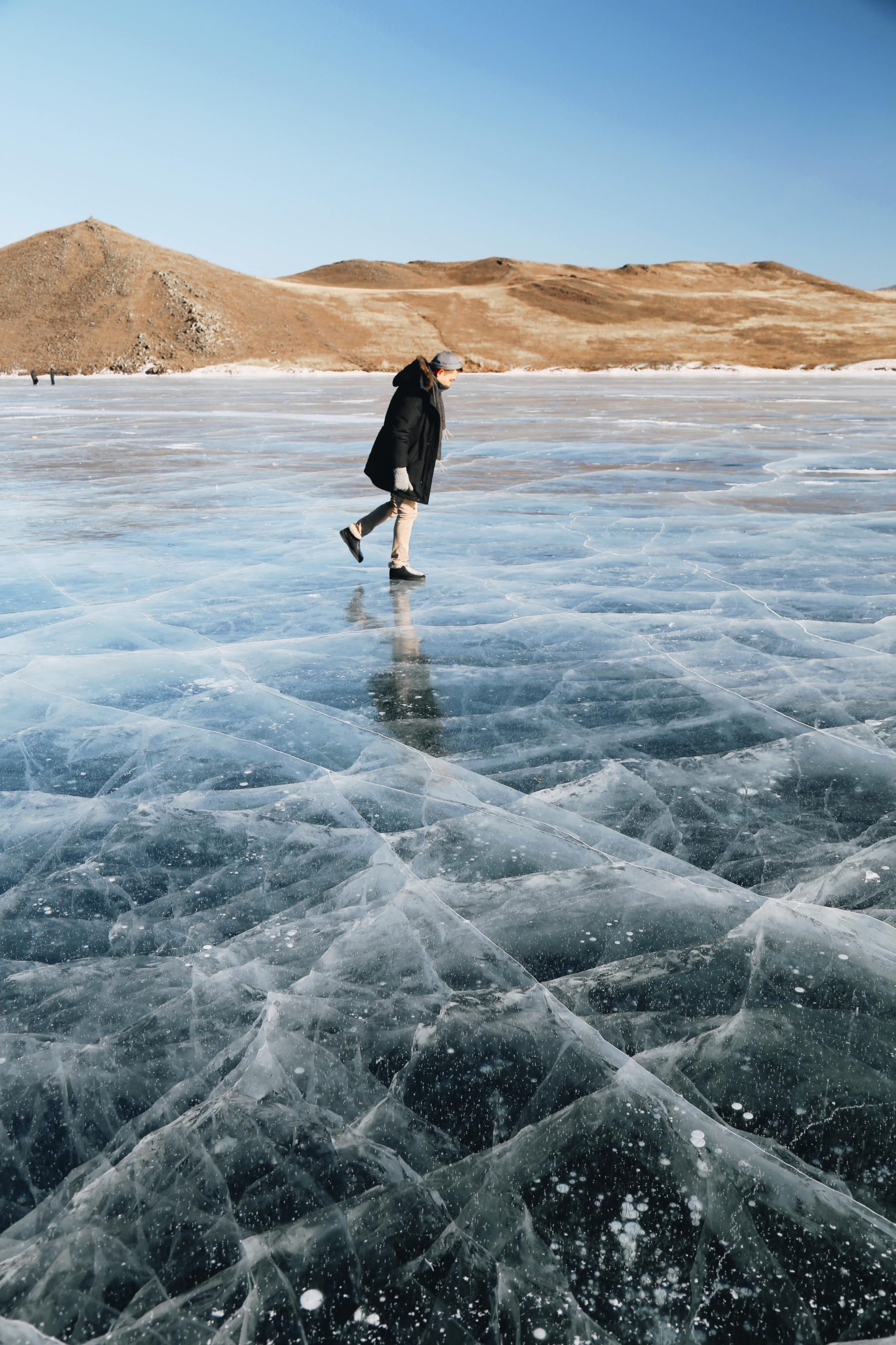Walking on ice in South Baikal