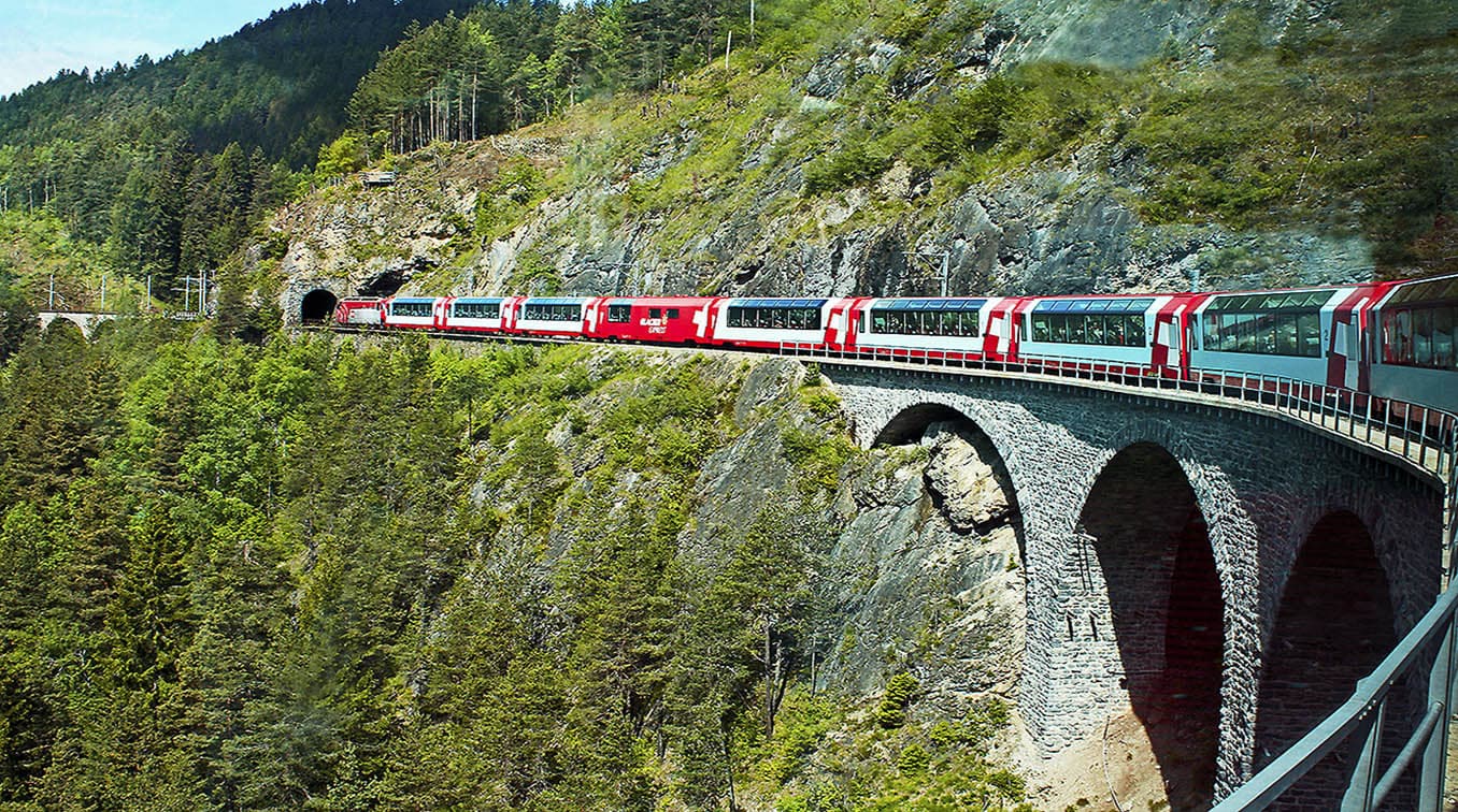 swiss-train-glacier-express-switzerland