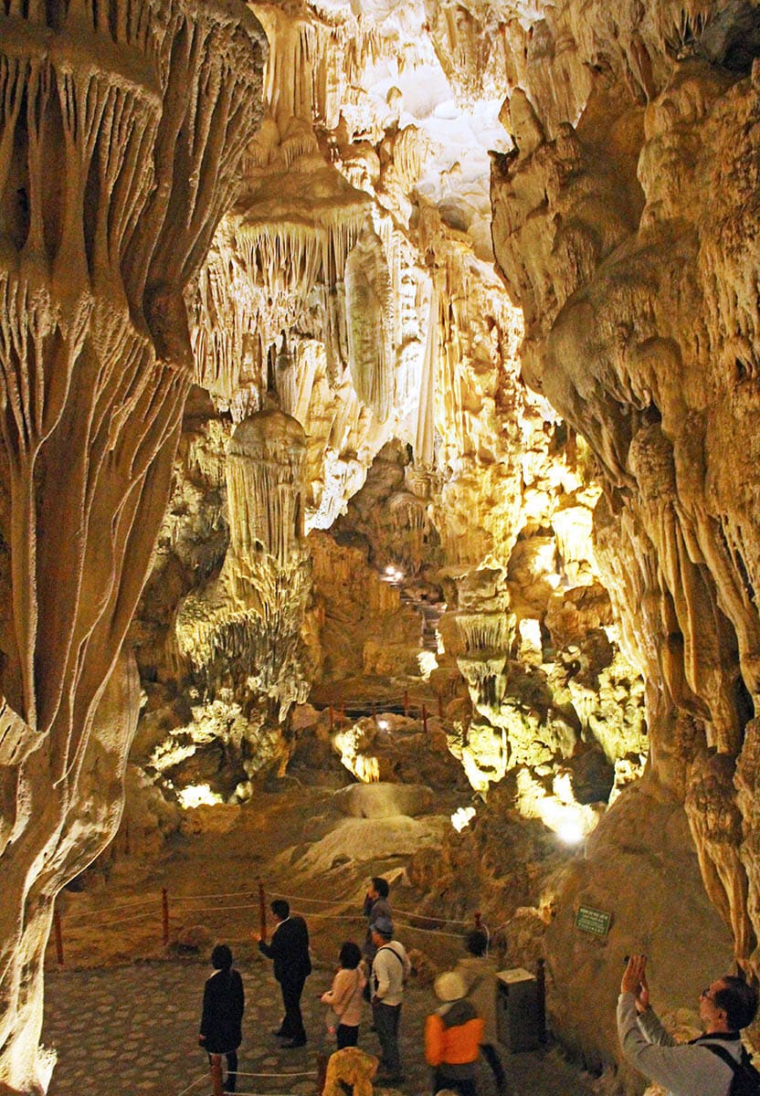 thien-cung-grotto-halong-bay
