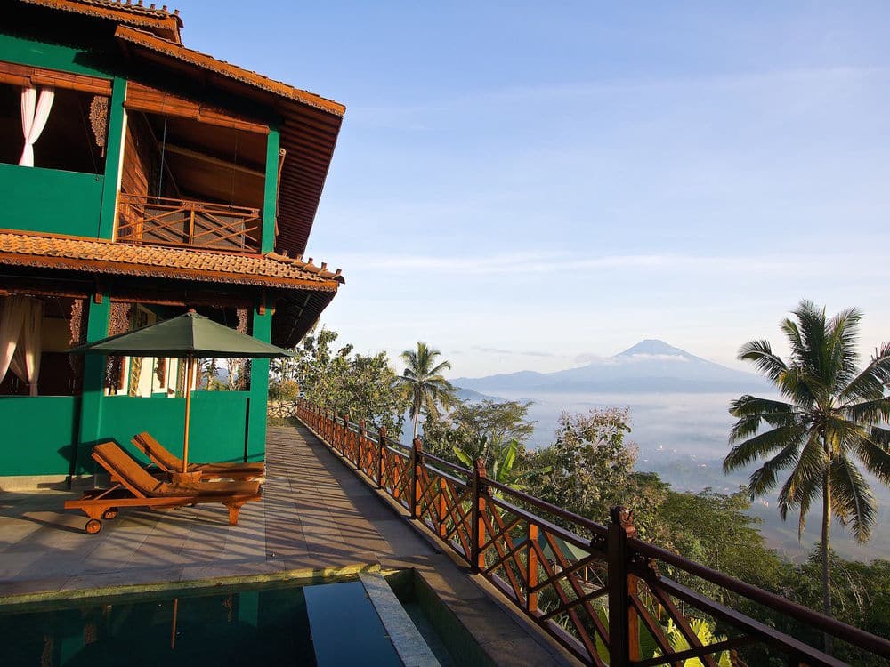 villa-borobudur-mountain-view