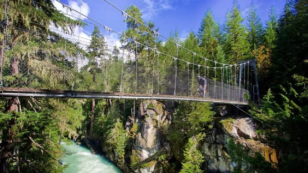 whistler-suspension-bridge
