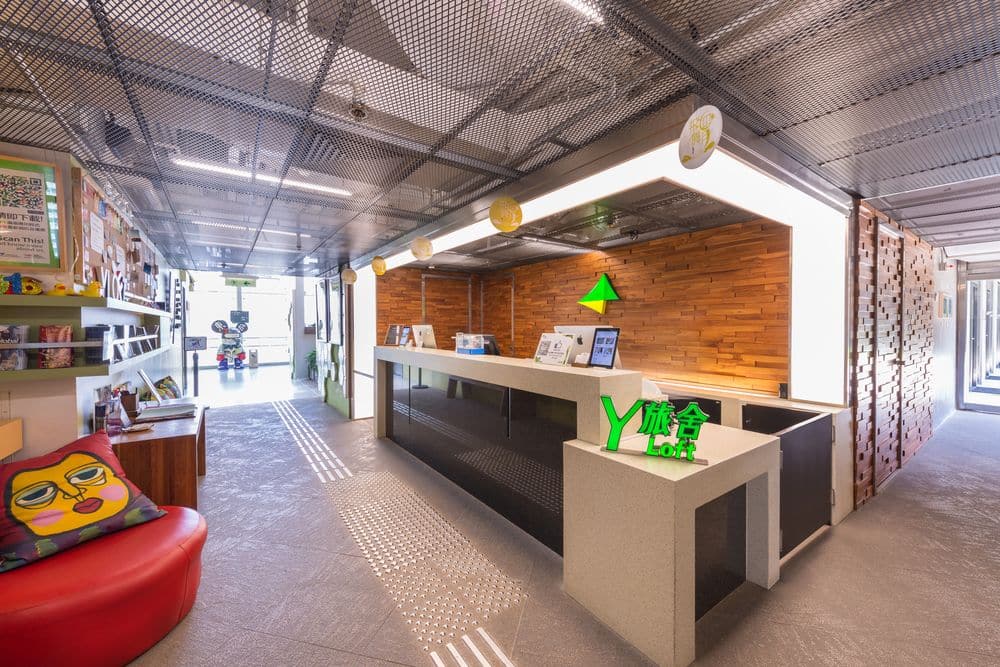 y-loft-lobby
