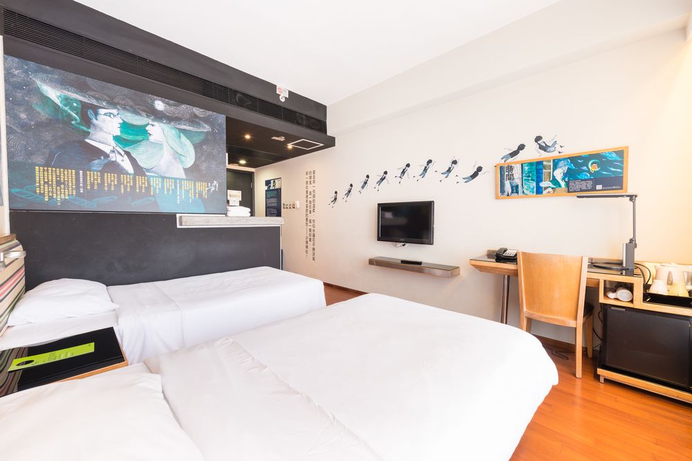 y-loft-room