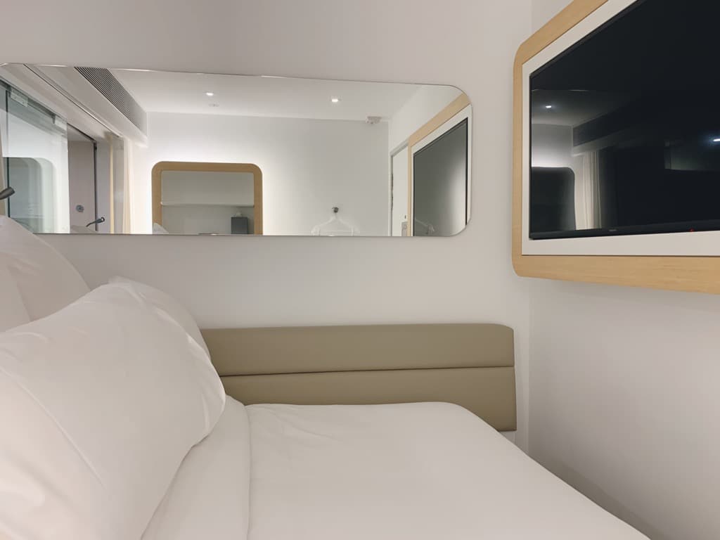 Normal lighting at YotelAir room