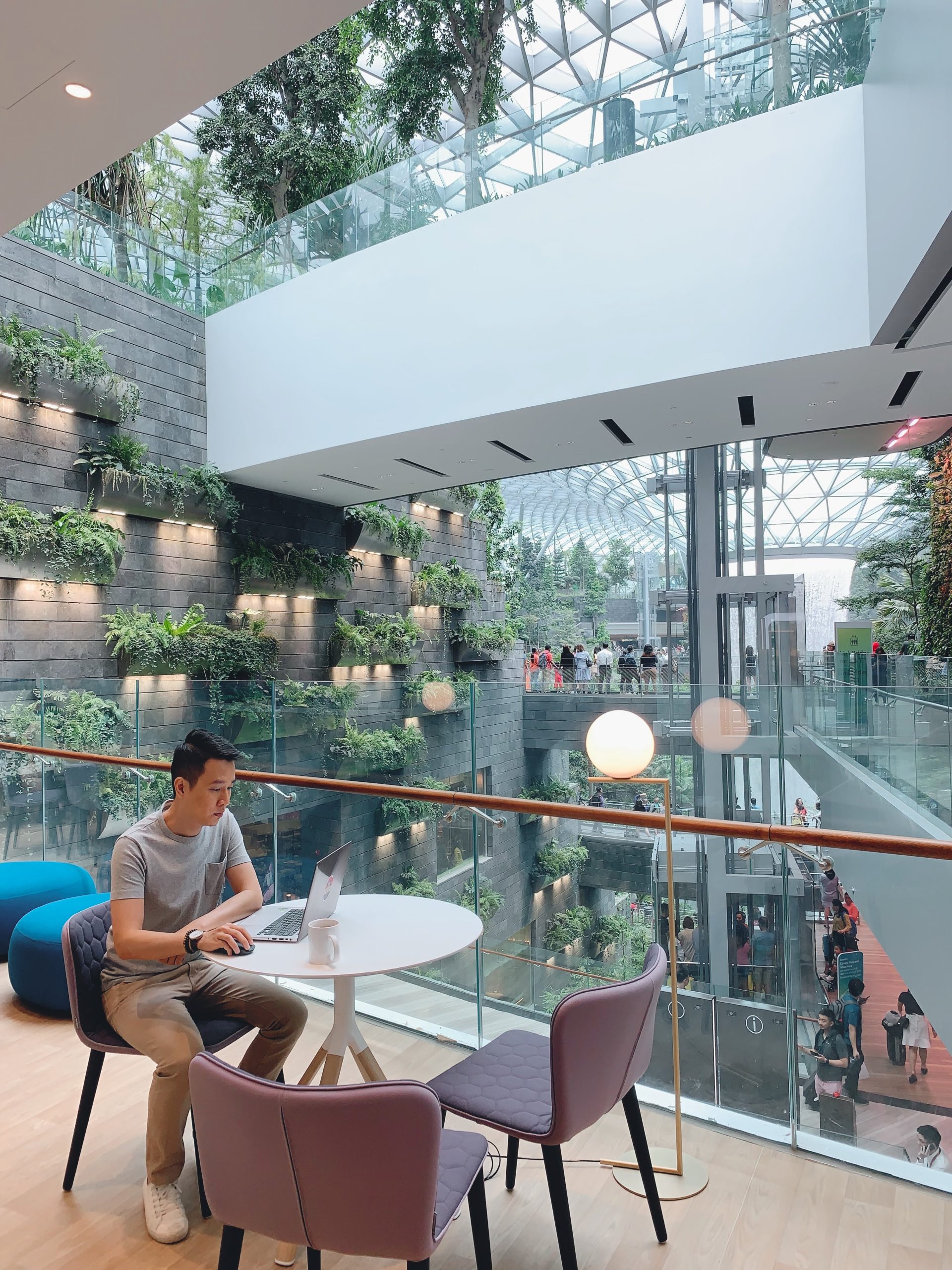 Working at KOMYUNITI, YotelAir