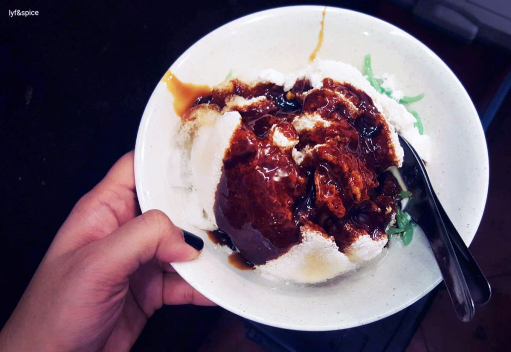 Cendol-Best-Nyonya-Food-in-Melaka