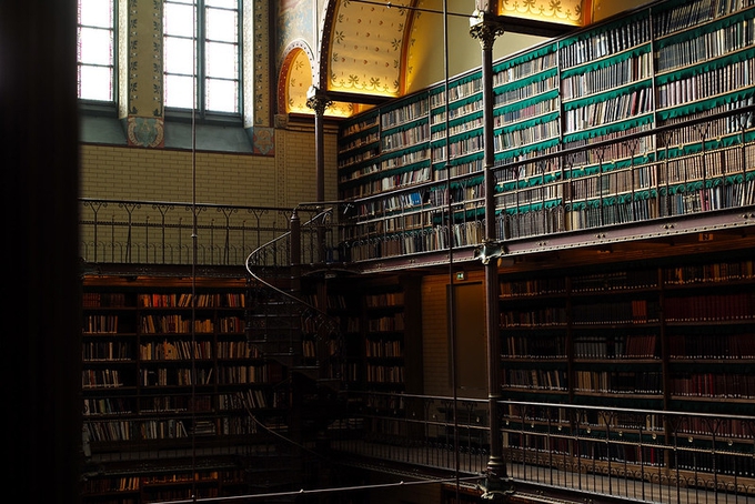 antique library in the Rijksmuseum
