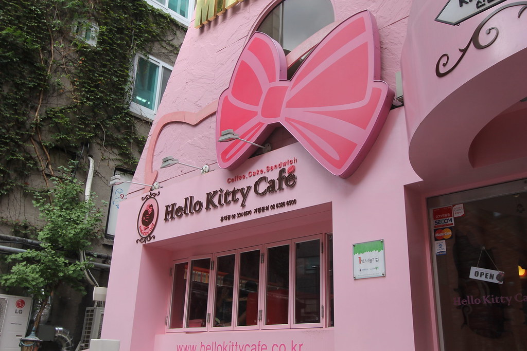 Hello Kitty cafe in Seoul