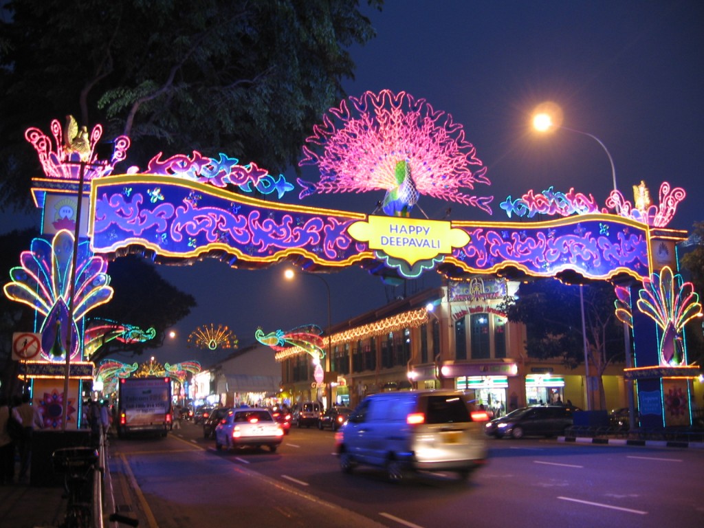 Deepavali,_Little_India,_Singapore,_Oct_06