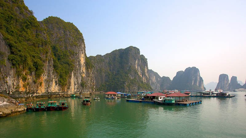 Halong-Bay-Vietnam-Guide