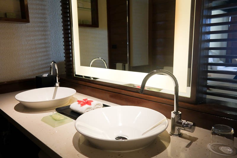 Double sinks in Westin Fiji