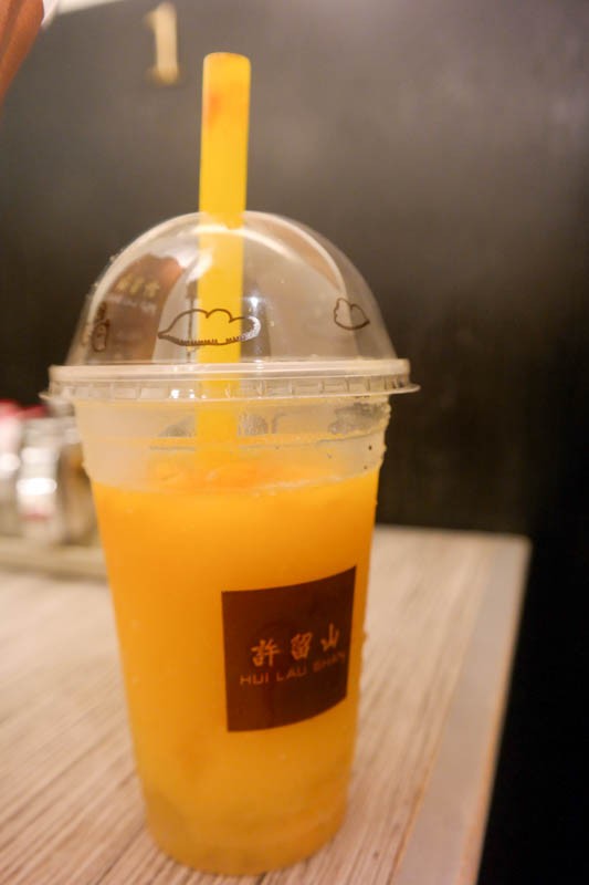 hui-lau-shan-mango-drink