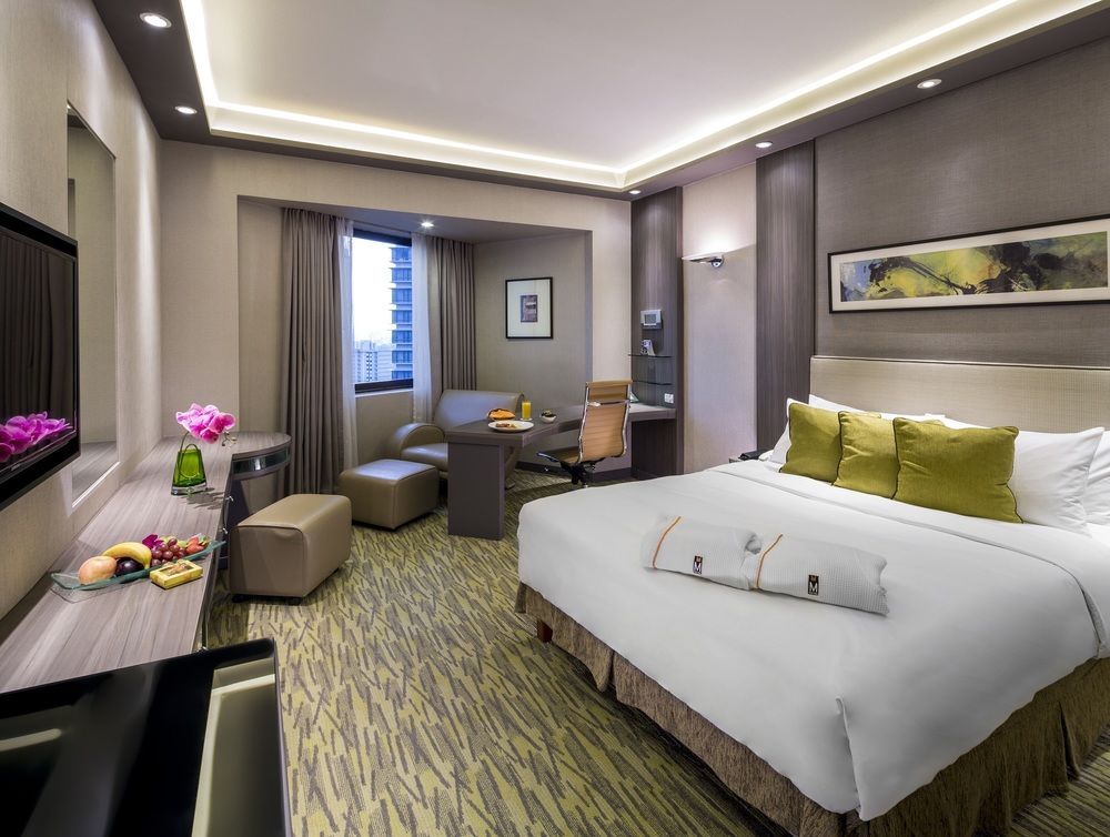 M Hotel, family staycation