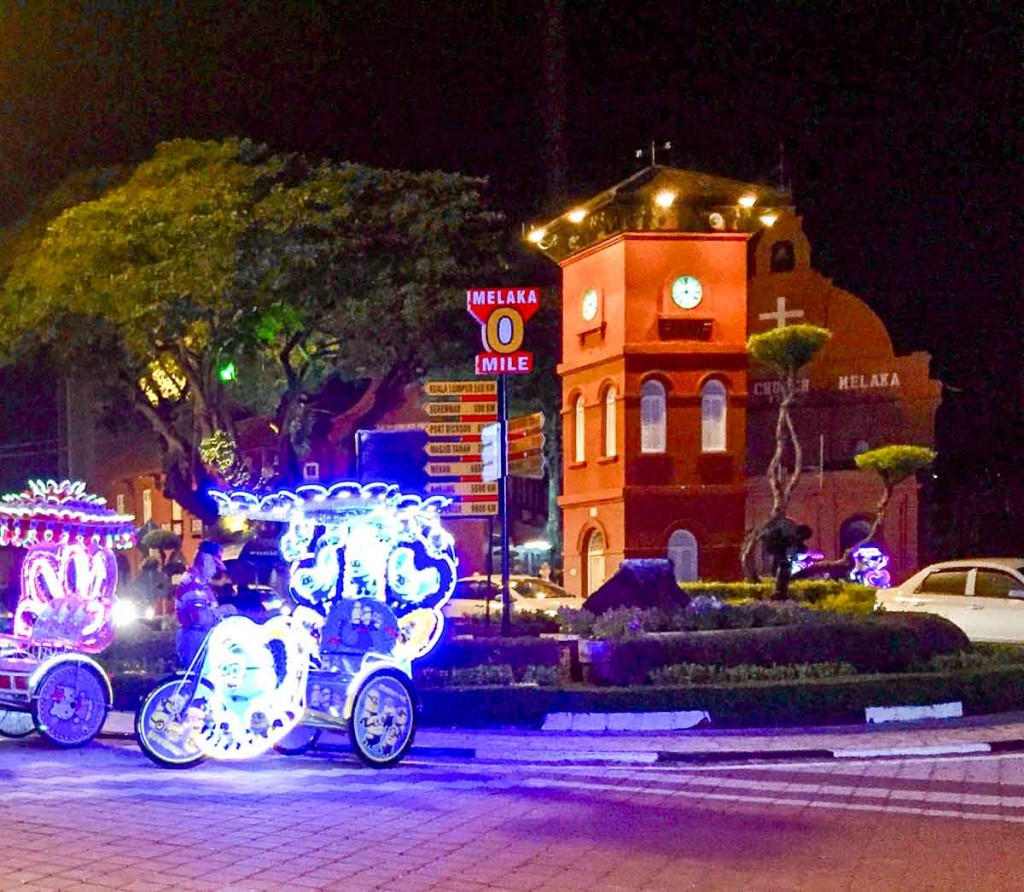 malacca-church-by-night