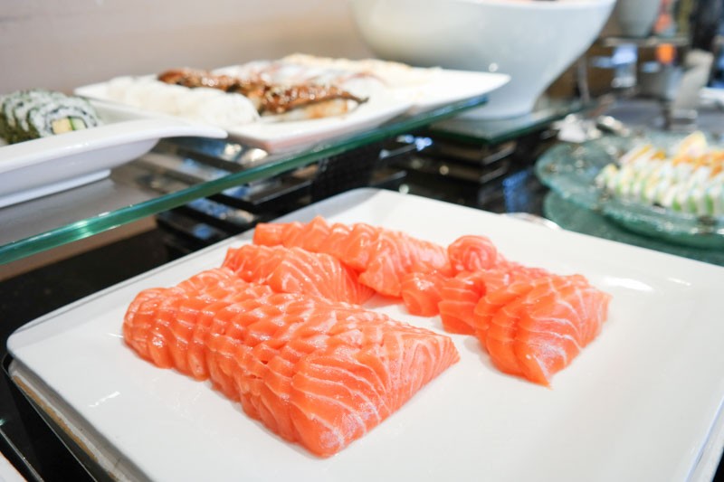 park-lane-brunch-sushi