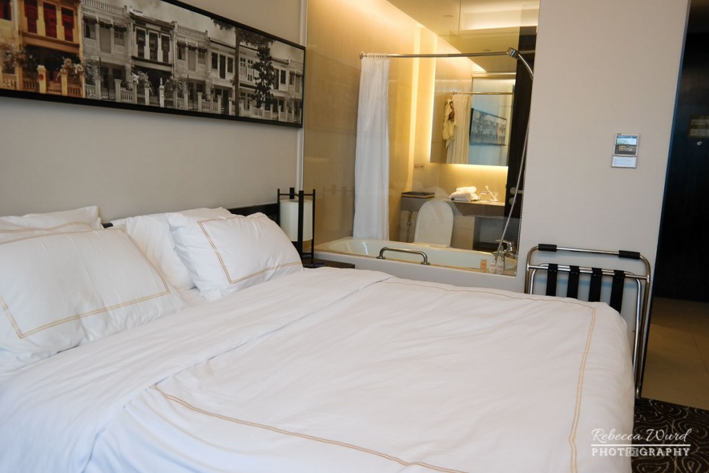 ramada-hotel-room