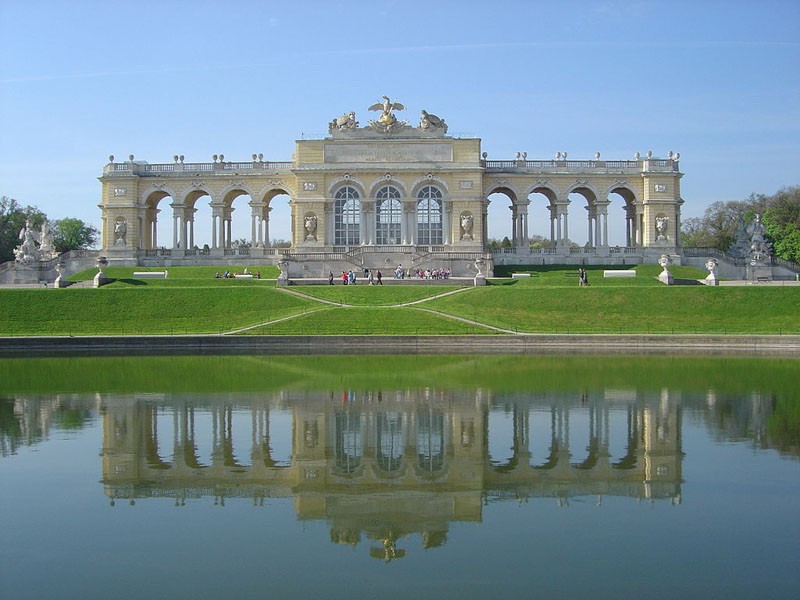 Schloss Shoenbrunn Gloriette