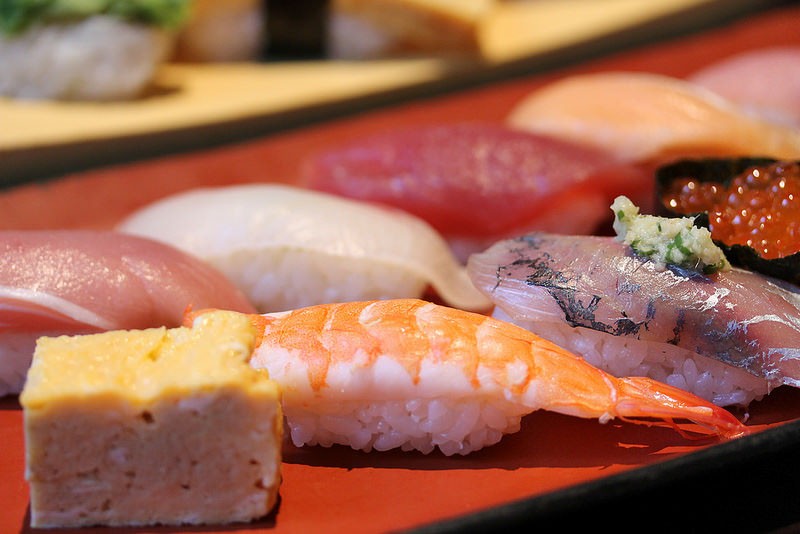 Sushi at Tokyo fish market